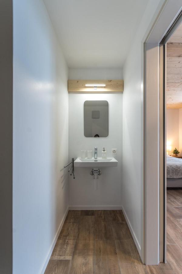 La Ferme Des Aretes Bed & Breakfast La Chaux De Fonds ภายนอก รูปภาพ