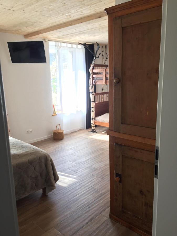 La Ferme Des Aretes Bed & Breakfast La Chaux De Fonds ภายนอก รูปภาพ