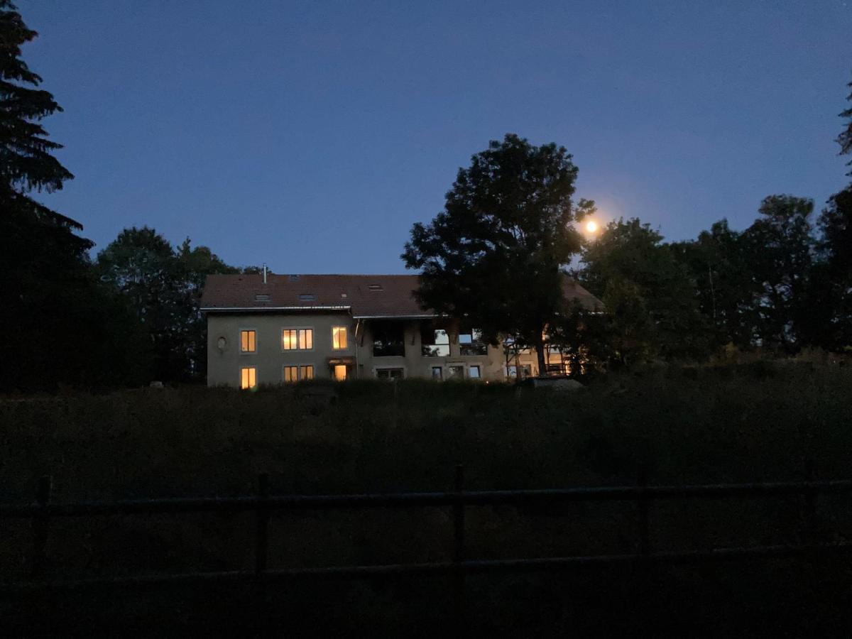 La Ferme Des Aretes Bed & Breakfast La Chaux De Fonds ภายนอก รูปภาพ